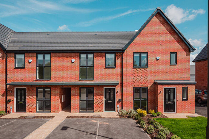 2 Bedroom House To Rent In Iris Close, Mansfield, NG20