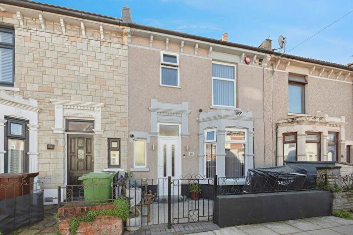 4 Bedroom Terraced House For Sale In Meon Road, Southsea, PO4