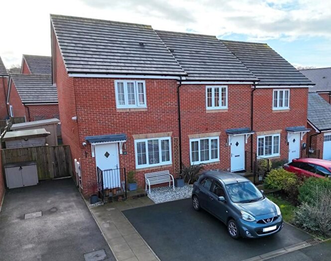 2 Bedroom End Of Terrace House For Sale In Buckthorn Lane, Wimborne, BH21