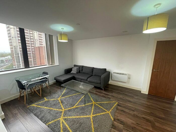 1 Bedroom Flat To Rent In Broad Street, Birmingham, West Midlands, B15