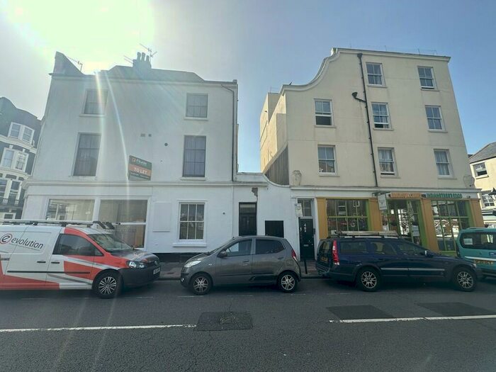 2 Bedroom Flat To Rent In Upper St. James's Street, BN2