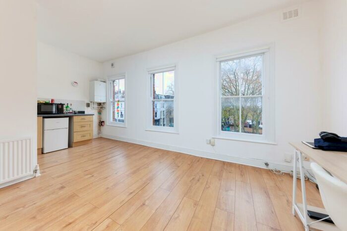 1 Bedroom Apartment To Rent In Upper Street, London, N1
