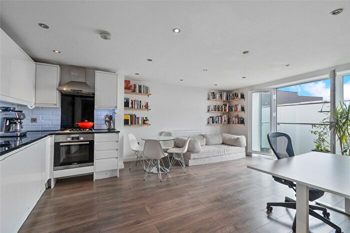1 Bedroom Flat For Sale In East Dulwich Road, East Dulwich, London, SE22
