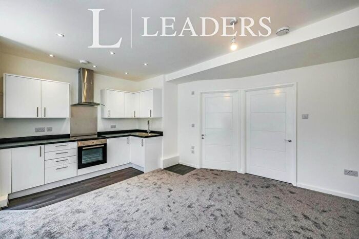 1 Bedroom Flat To Rent In Central Havant, Nr Station, PO9