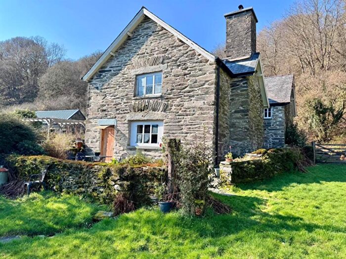 3 Bedroom House For Sale In Dolwyddelan, LL25