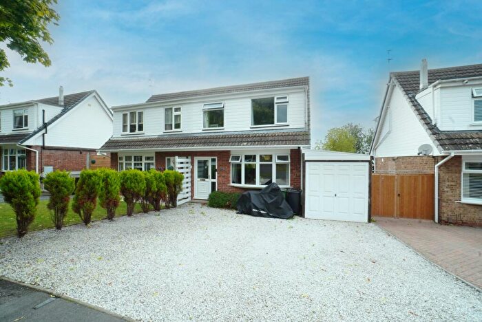 3 Bedroom Semi-Detached House For Sale In Conway Drive, Shepshed, LE12