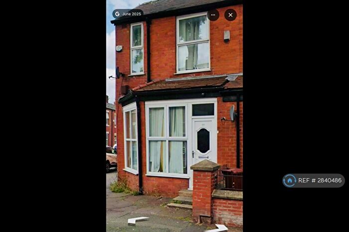 3 Bedroom End Of Terrace House To Rent In Wheler St, Manchester, M11