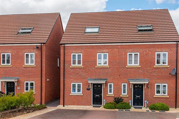 3 Bedroom Semi-Detached House For Sale In Bannister Road, Kettering, NN15