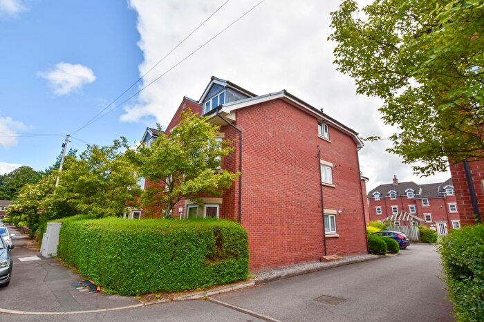 2 Bedroom Flat For Sale In Provender Close, Broadheath, WA14