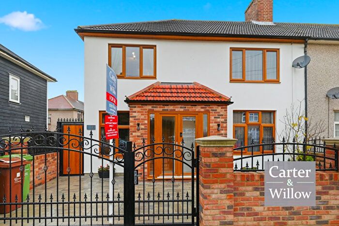 4 Bedroom End Terrace House For Sale In Croppath Road, Dagenham, RM10
