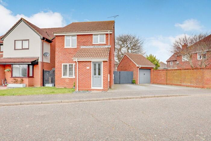 3 Bedroom Detached House To Rent In Rowarth Avenue, Kesgrave, Ipswich, IP5