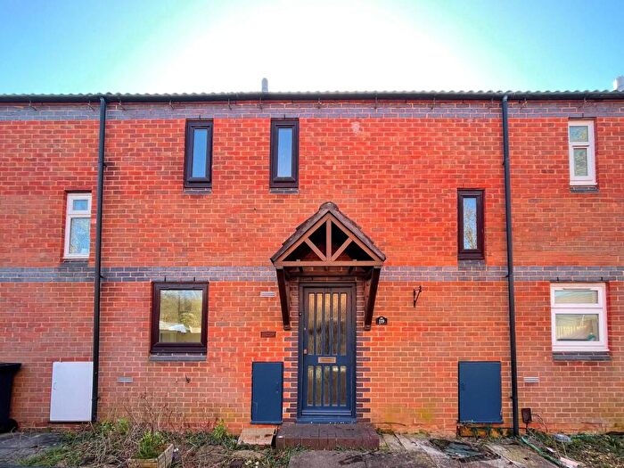 2 Bedroom Terraced House To Rent In Clover Ground, Henleaze, Bristol, BS9