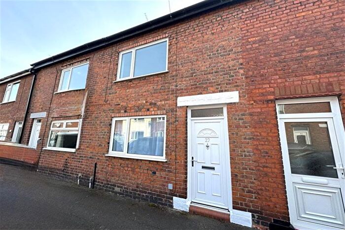 3 Bedroom Terraced House To Rent In Oak Street, Northwich, CW9