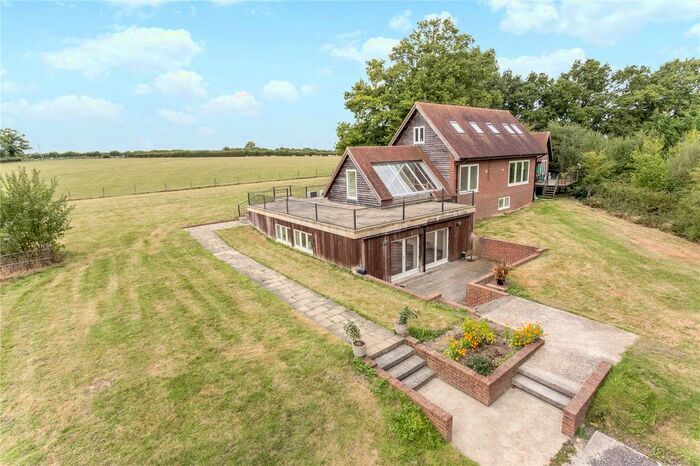 4 Bedroom Detached House For Sale In Hartfield Road, Cowden, TN8