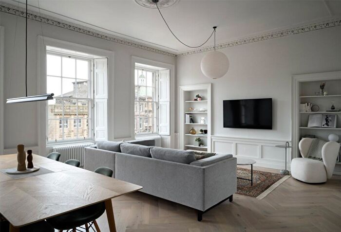 2 Bedroom Apartment For Sale In Bernard Street, Edinburgh, EH6