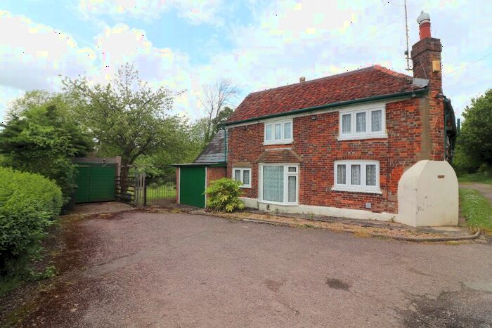 2 Bedroom Semi-Detached House For Sale In Ivy Cottages, Wandon End Road, Wandon End, Hertfordshire, LU2