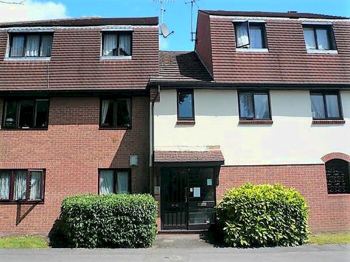 1 Bedroom Flat To Rent In Victoria Street, Slough, SL1