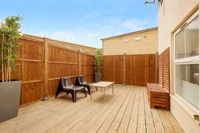 1 Bedroom Apartment To Rent In Bank Buildings, High Street, Willesden, London, NW10