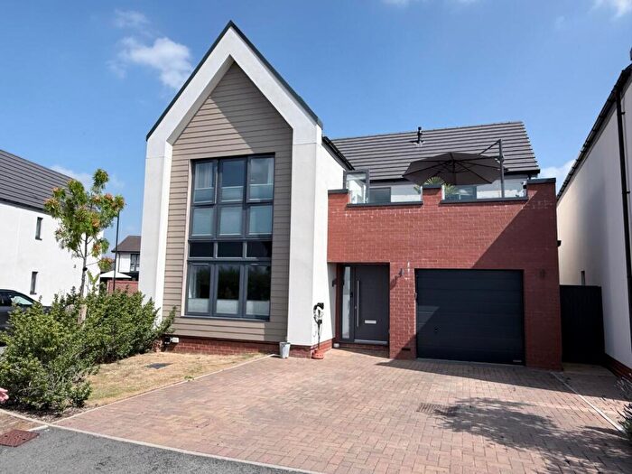 4 Bedroom Detached House For Sale In Van Erp Close, Tadpole Garden Village, Swindon, SN25