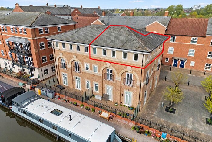 2 Bedroom Flat For Sale In Apartment, Armstrong House, Armstrong Drive, Diglis, Worcester., WR1