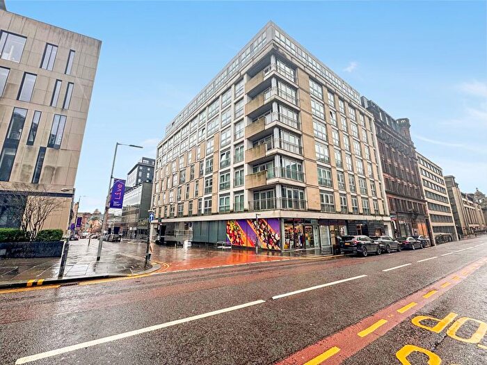 2 Bedroom Flat For Sale In Albion Street, Merchant City, G1
