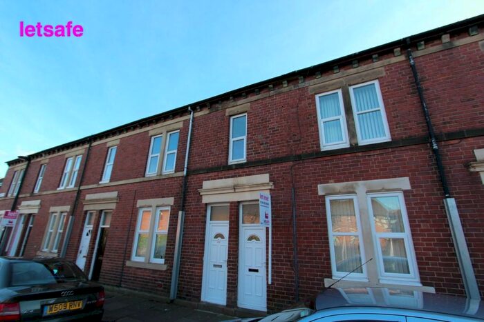 3 Bedroom Flat To Rent In Warwick Road, Wallsend, NE28