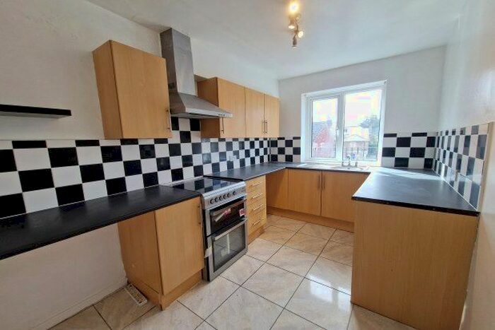 2 Bedroom Flat To Rent In - Ipswich Street, Stowmarket, IP14