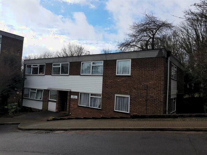 2 Bedroom Flat To Rent In Wendela Court, Harrow On The Hill, Middlesex, HA1