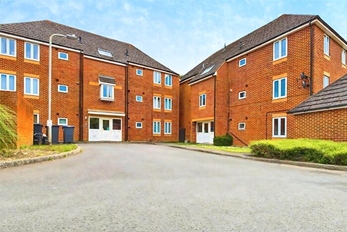 1 Bedroom Apartment For Sale In Shilling Close, Tilehurst, Reading, RG30