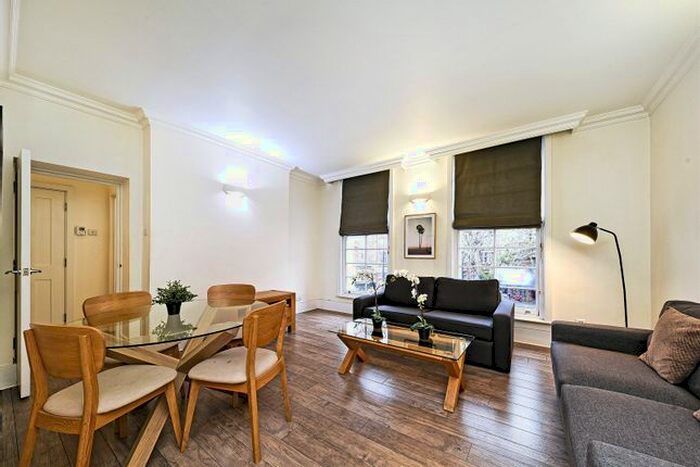 1 Bedroom Flat To Rent In - New Oxford Street, London, WC1A
