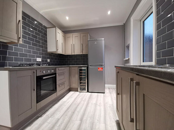 3 Bedroom Terraced House To Rent In Sutton Road, Hull, HU6