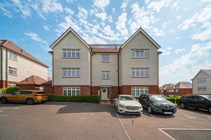 2 Bedroom Apartment For Sale In Hildefirth Close, Ebbsfleet Valley, Swanscombe, Kent, DA10