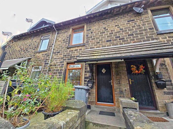 3 Bedroom Terraced House For Sale In Manchester Road, Thurlstone, Sheffield, S36
