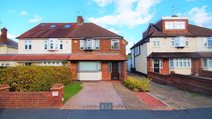 3 Bedroom Semi Detached House To Rent In Lechmere Avenue, Chigwell, IG7