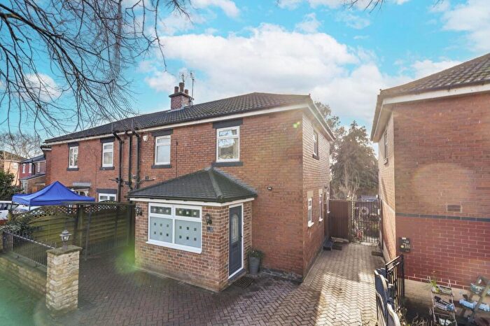 3 Bedroom Semi Detached House For Sale In Cragg Avenue, Horsforth, Leeds, West Yorkshire, LS18