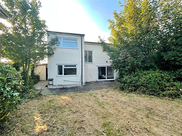 5 Bedroom Detached House To Rent In Kinson Road, Bournemouth, BH10