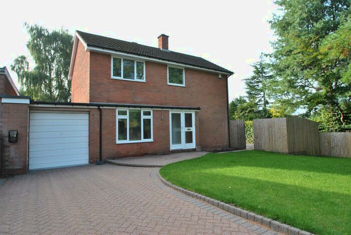 3 Bedroom House To Rent In Tillyard Croft, Selly Oak, Birmingham, B29