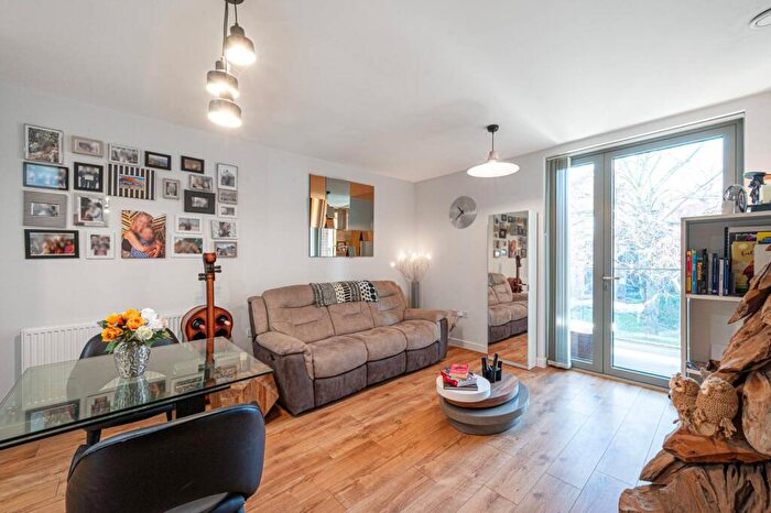 1 Bedroom Flat For Sale In Kidderpore Green, Hampstead, London, NW3