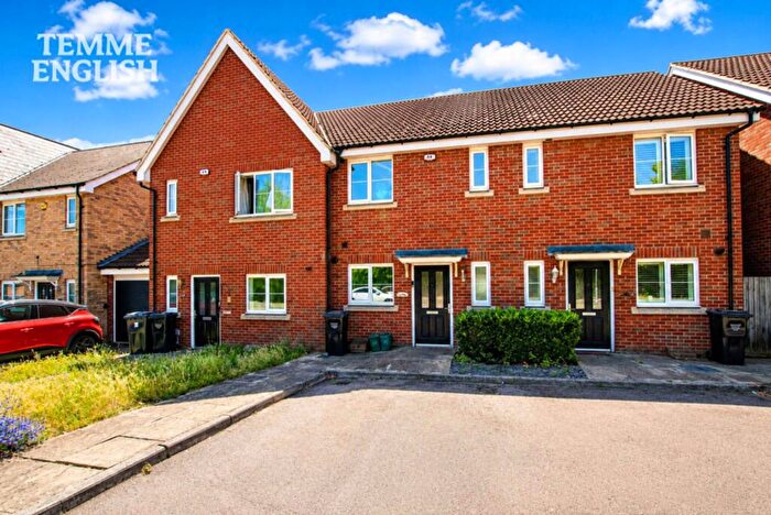 2 Bedroom Terraced House For Sale In Leinster Road, Laindon, SS15