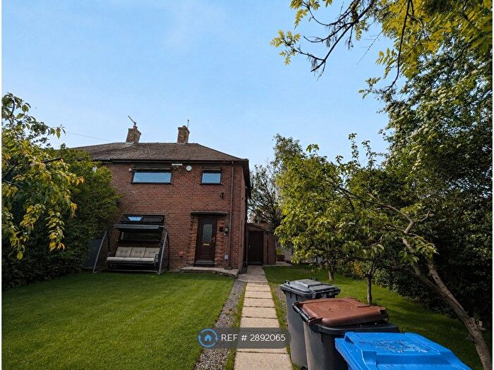 3 Bedroom Semi Detached House To Rent In Woodhall Place, Newcastle, ST5