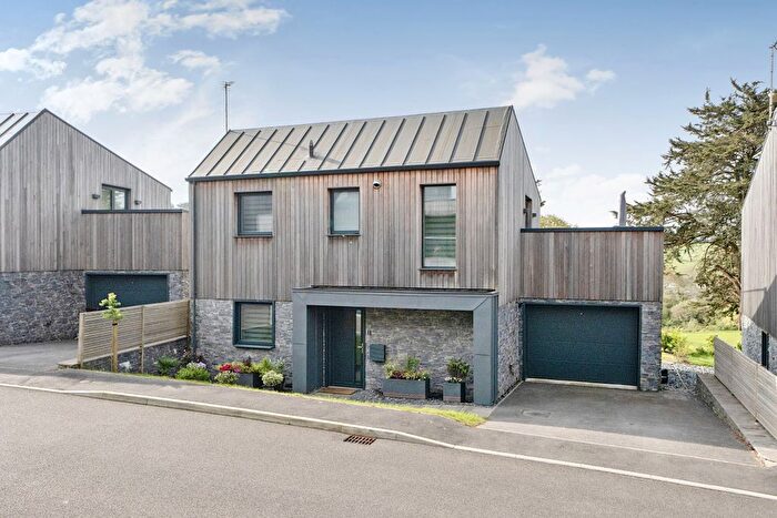 4 Bedroom Detached House For Sale In Falmouth, Cornwall, TR11