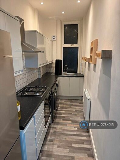 2 Bedroom Flat To Rent In Daisy Street, Glasgow, G42