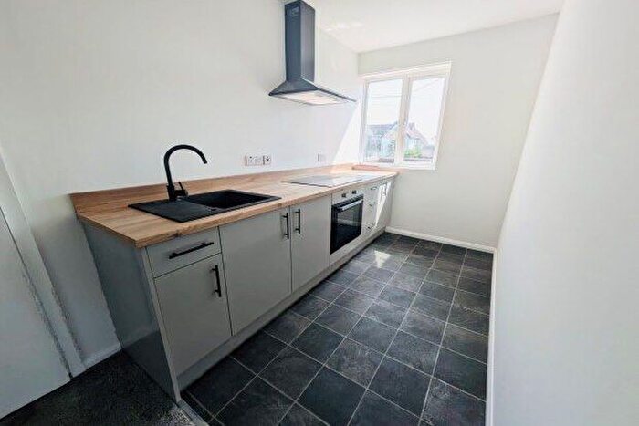 1 Bedroom Flat To Rent In Shore Road, Chichester, PO20