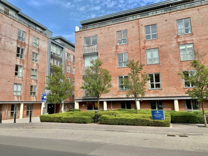 2 Bedroom Flat To Rent In Weevil Lane, Gosport, PO12