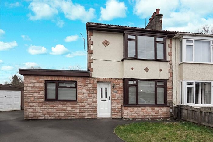 3 Bedroom Semi-Detached House For Sale In Golf Drive, Old Drumchapel, Glasgow, G15