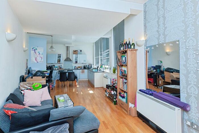 1 Bedroom Flat For Sale In Newarke Street, Leicester, LE1