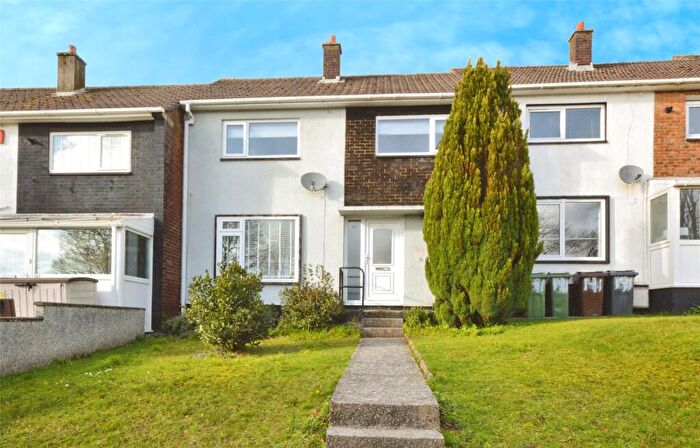 3 Bedroom Terraced House For Sale In Southway Drive, Plymouth, Devon, PL6