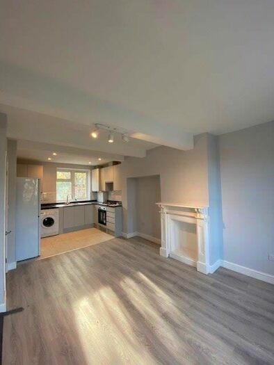 2 Bedroom Property To Rent In Templeman Road, London, W7