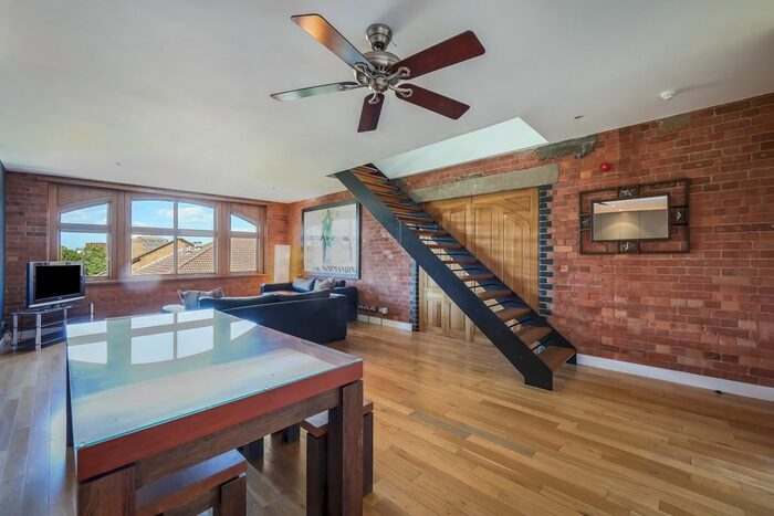 1 Bedroom Flat To Rent In Kingsland Road, London, E2