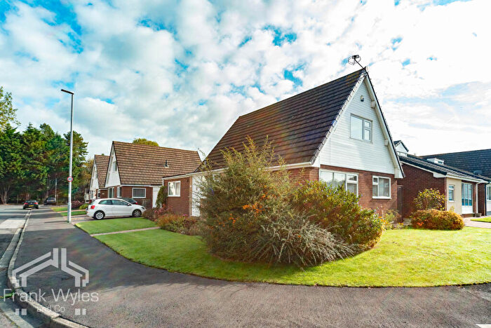 4 Bedroom Bungalow For Sale In Forest Drive, Lytham St. Annes, Lancashire, FY8